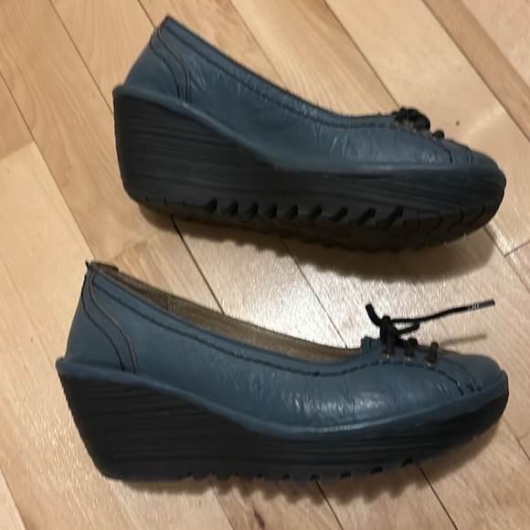 Size 38 Fly London denim blue wedge shoes - Picture 3 of 7
